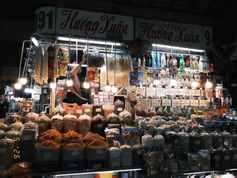 Bàn ăn tại Hớp Hớp Tea & Coffee